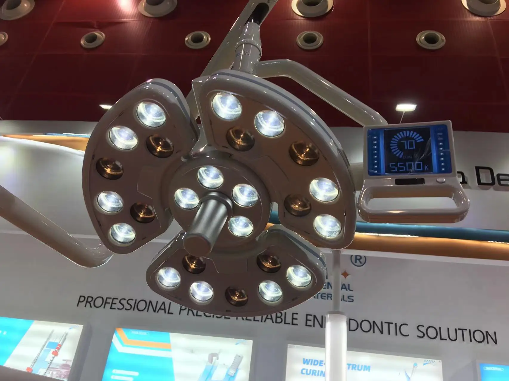 High Quality Dental Implant LED Sensor Lamp 26 Beads Luxury Dental Spare Parts with Lamp Arm Vertical Movable 5
