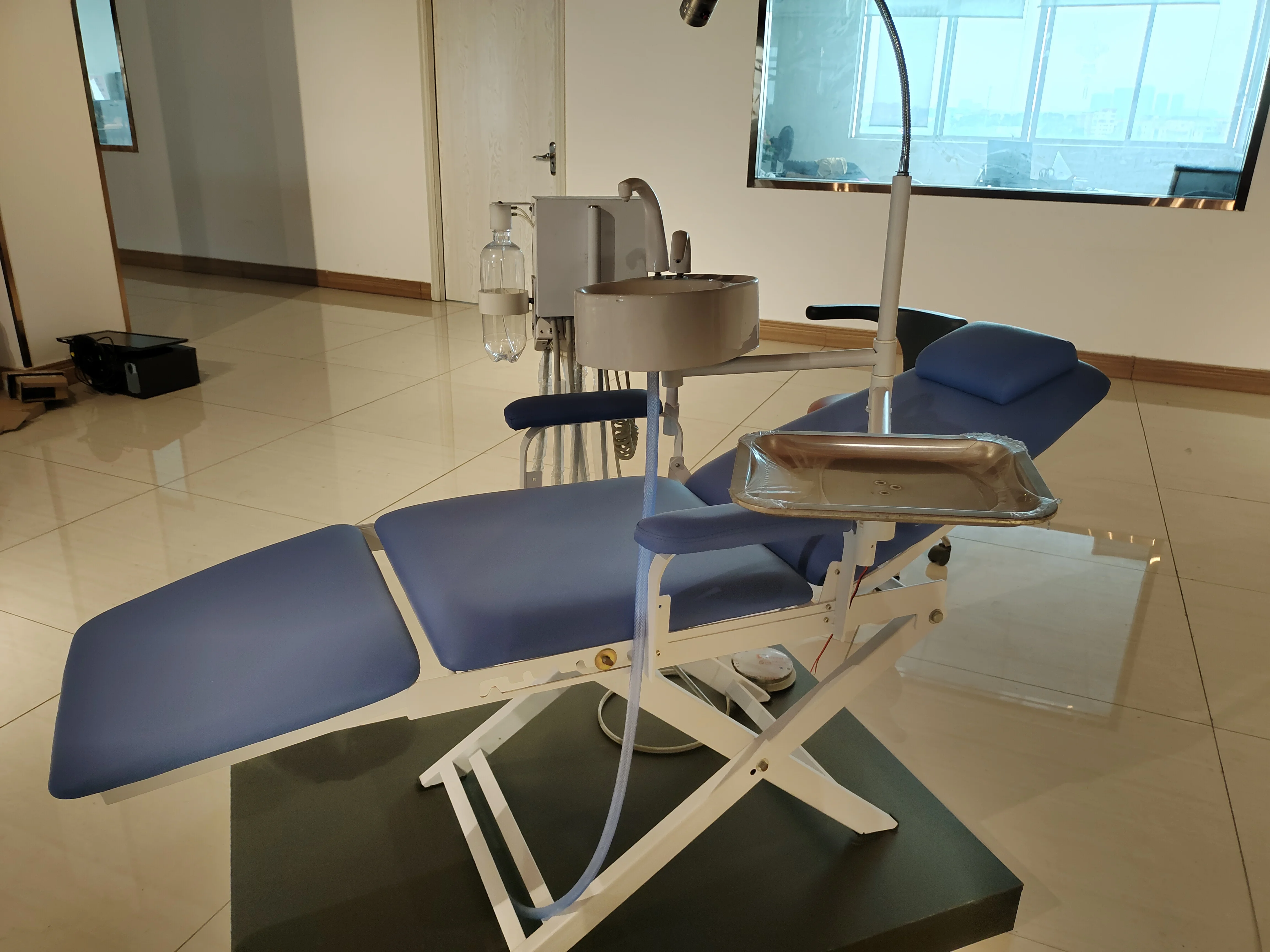 Low Price Dental Portable Chair with Turbine Dental Examination Equipment Convenient and Comfortable High Quality 3